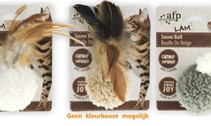 Afp snow ball lamswol met veren en catnip assorti